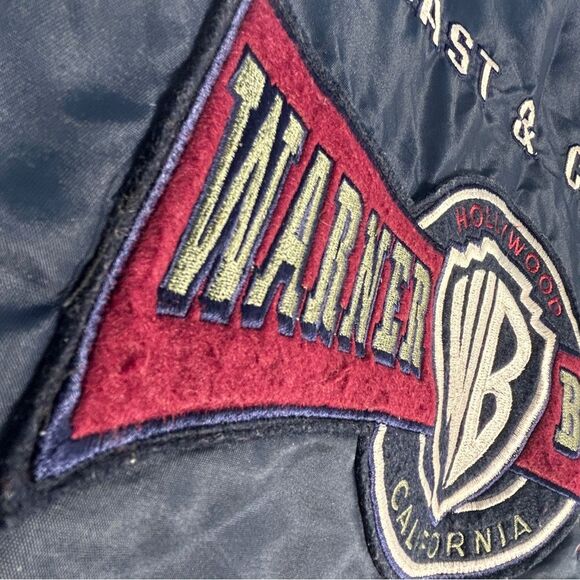 Warner Bros Store Jacket Large Cast Crew Blue Hollywood Varsity Looney Tunes VTG - Picture 6 of 16